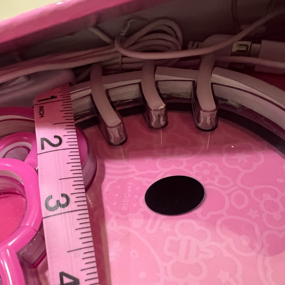 Hello Kitty Pink LED Wall Art - Picture 5 of 6